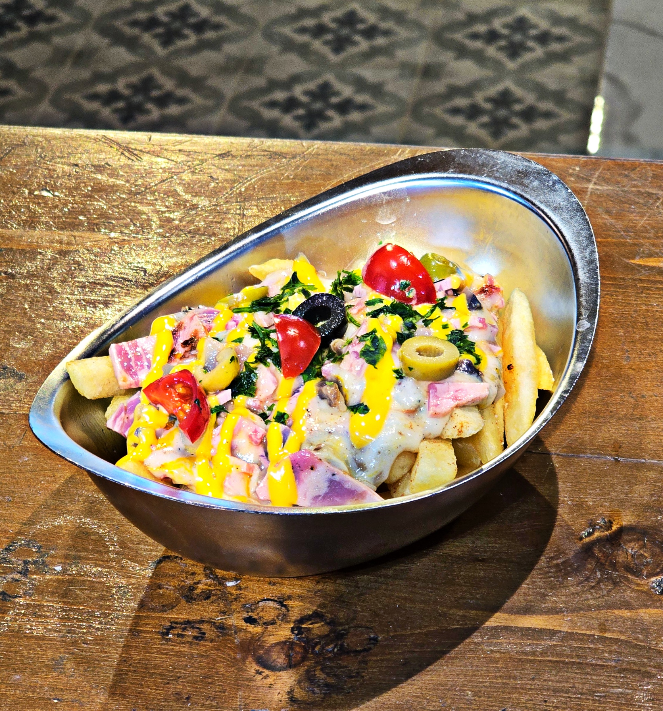 سیب ویژه(نیم پرسی)